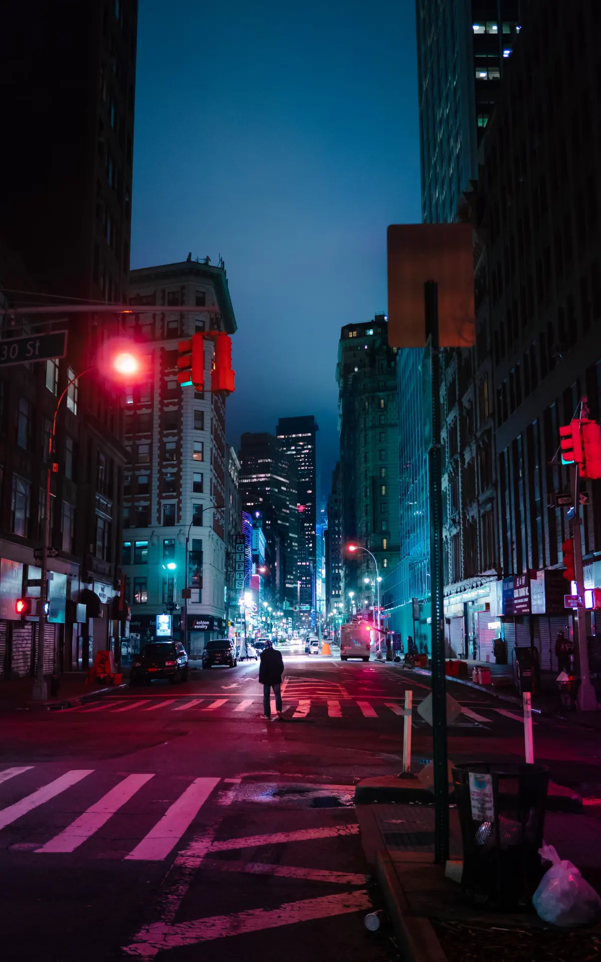 steet photo of california at night